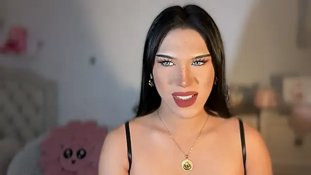 Ts glamxxxx online show from 10/08/25, 12:08