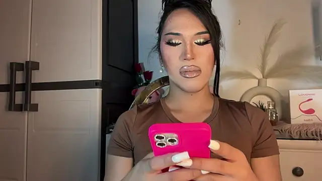 Ts glamxxxx online show from 12/02/25, 01:33