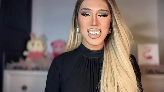 Snapshot of Ts_glamxxxx chatting on 01/13/26, 01:55 Ts glamxxxx online show from 01/13/26, 01:55