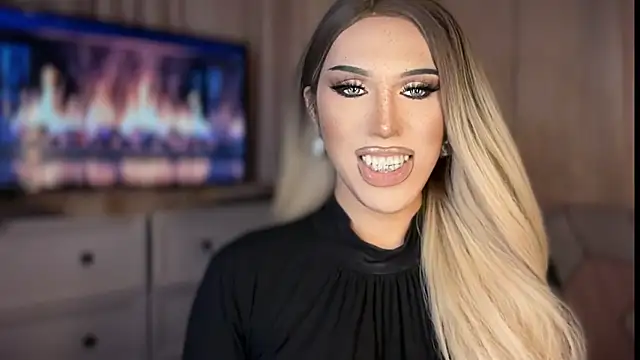 Ts glamxxxx online show from 04/12/26, 10:09