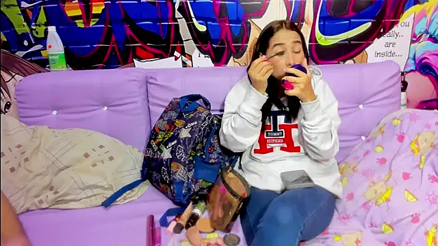 miacam-hot online show from 11/13/25, 12:15