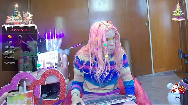 Skinygirl online show from 01/12/25, 11:26