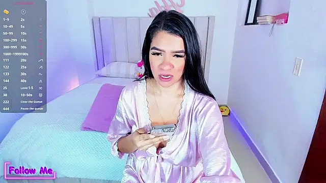 Snapshot of sheirysex_ chatting on 03/01/25, 02:48 sheirysex  online show from 03/01/25, 02:48