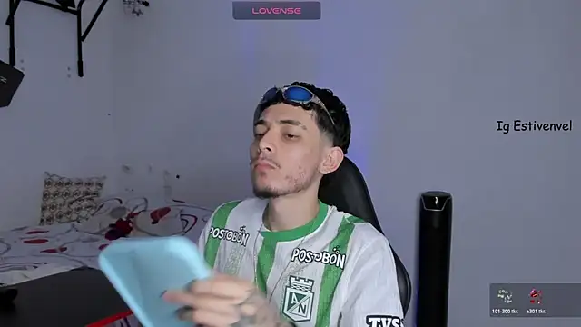 steve latin online show from 10/27/25, 02:54