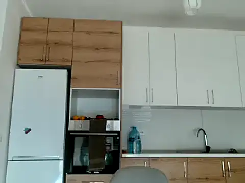 Snapshot of MadamIndigo chatting on 09/29/25, 12:10 MadamIndigo online show from 09/29/25, 12:10