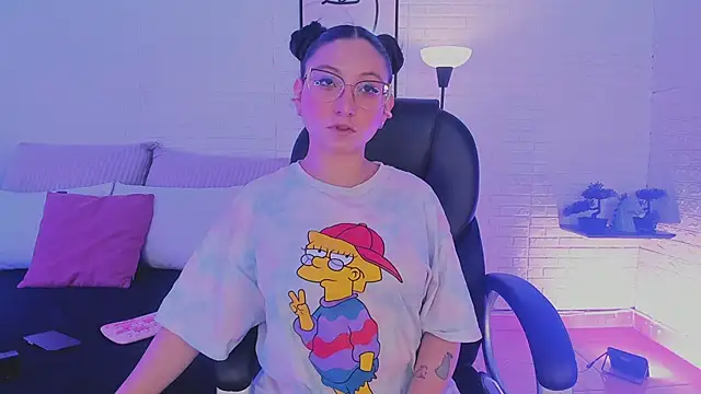 lucy neil online show from 01/16/26, 02:37