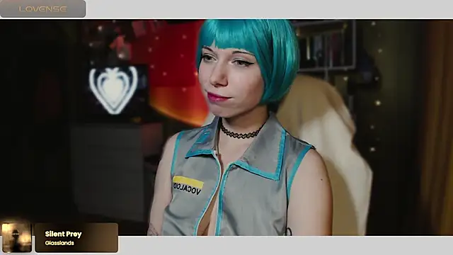 Snapshot of freya_sunny chatting on 01/08/25, 10:48 freya sunny online show from 01/08/25, 10:48