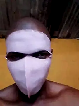 Snapshot of LULE37587001 chatting on 01/17/26, 02:33 LULE37587001 online show from 01/17/26, 02:33