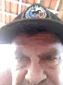 Snapshot of Peludo173317 chatting on 12/17/24, 01:49 Peludo173317 online show from 12/17/24, 01:49