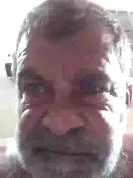 Snapshot of Peludo173317 chatting on 12/22/24, 02:06 Peludo173317 online show from 12/22/24, 02:06