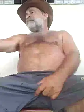 Snapshot of Peludo173317 chatting on 01/20/25, 01:53 Peludo173317 online show from 01/20/25, 01:53