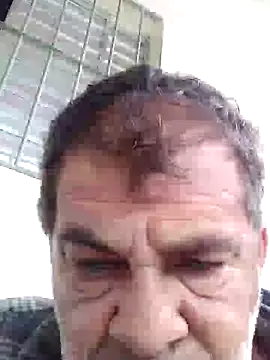 Snapshot of Peludo173317 chatting on 09/24/25, 06:44 Peludo173317 online show from 09/24/25, 06:44