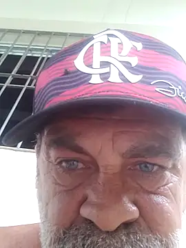 Snapshot of Peludo173317 chatting on 10/31/25, 01:45 Peludo173317 online show from 10/31/25, 01:45