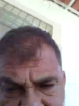 Snapshot of Peludo173317 chatting on 11/19/25, 01:44 Peludo173317 online show from 11/19/25, 01:44