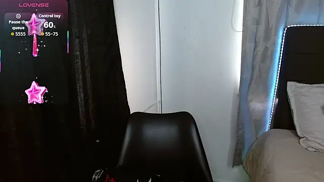 vaness weet online show from 10/24/25, 08:16