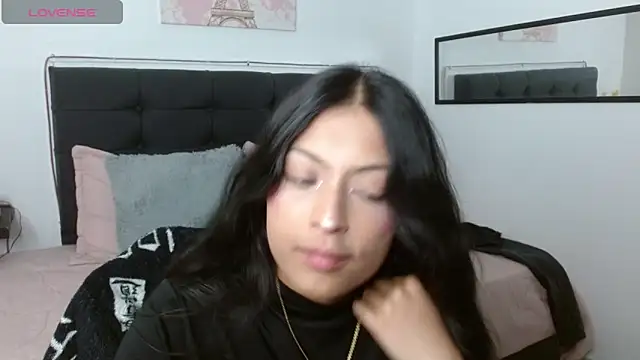 vaness weet online show from 04/03/26, 08:40