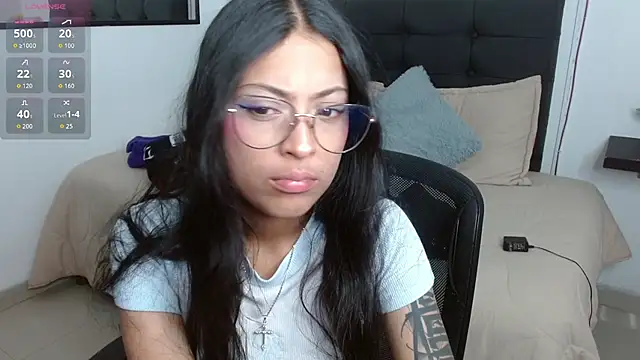 Snapshot of vaness_weet chatting on 07/12/26, 09:06 vaness weet online show from 07/12/26, 09:06