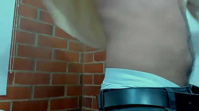 Snapshot of tuyo1995 chatting on 12/02/24, 09:17 tuyo1995 online show from 12/02/24, 09:17