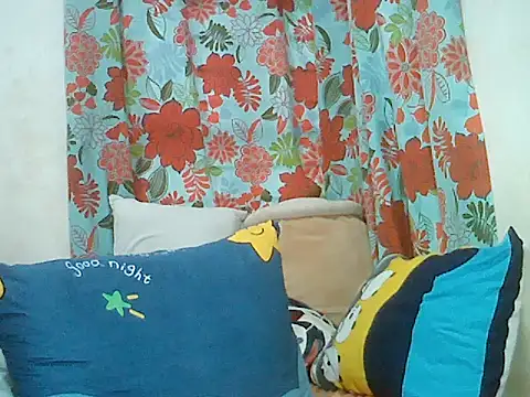 LOVENAYRA1 online show from 07/02/26, 03:23
