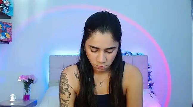 Layla Rachel online show from 03/01/25, 01:00