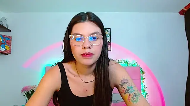 Layla Rachel online show from 09/11/25, 01:28