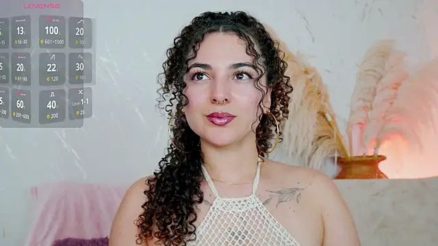 Snapshot of merida_bell18 chatting on 06/30/26, 10:22 merida bell18 online show from 06/30/26, 10:22