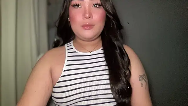 MissCataleyaxxx online show from 11/28/25, 12:24