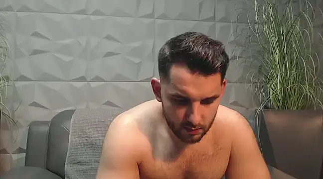 Antoniodiamond online show from 01/31/25, 09:05