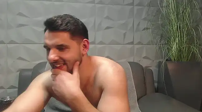 Antoniodiamond online show from 02/10/25, 01:14