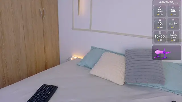 NAMIMAYERS2 online show from 07/29/26, 04:43