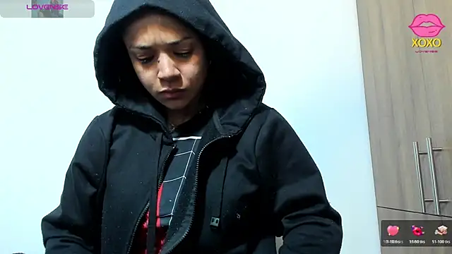 Bessie32 online show from 11/29/25, 09:23