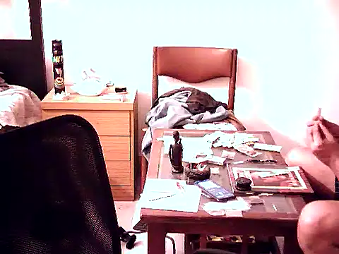 Snapshot of aksxi1 chatting on 10/29/25, 10:11 aksxi1 online show from 10/29/25, 10:11