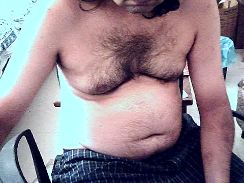 Snapshot of aksxi1 chatting on 11/09/25, 04:33 aksxi1 online show from 11/09/25, 04:33