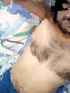 Snapshot of aksxi1 chatting on 11/18/25, 06:40 aksxi1 online show from 11/18/25, 06:40