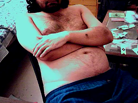 Snapshot of aksxi1 chatting on 11/28/25, 10:12 aksxi1 online show from 11/28/25, 10:12