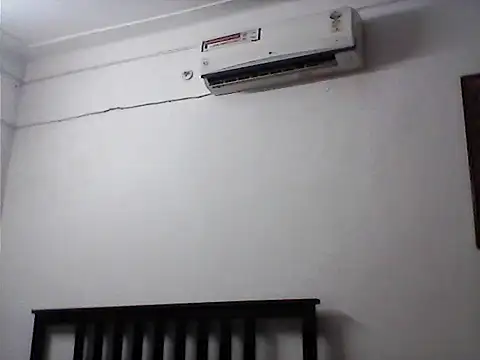 Snapshot of aksxi1 chatting on 12/19/25, 11:12 aksxi1 online show from 12/19/25, 11:12