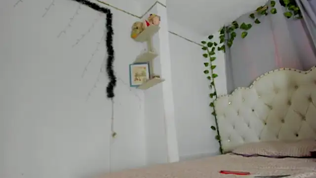 khalyn jenner online show from 01/27/25, 10:27