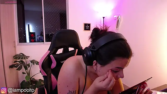 pocitox online show from 02/03/25, 01:09