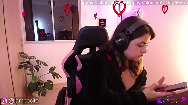 pocitox online show from 02/17/25, 04:53