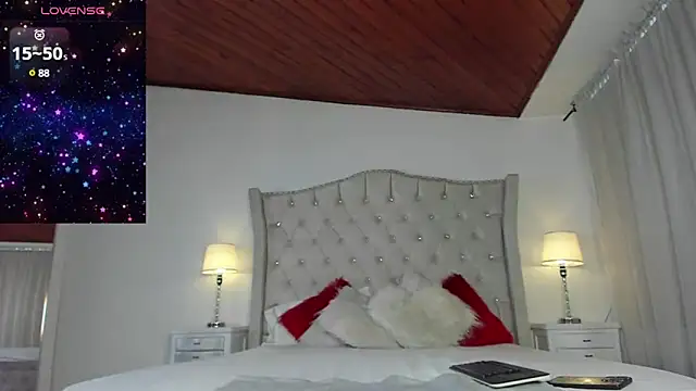 Naughtykitty4 online show from 02/17/25, 04:15