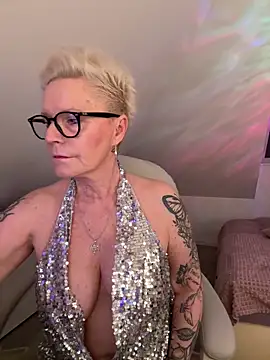 German Milf online show from 03/19/26, 02:10