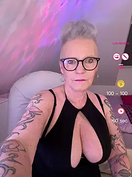 German Milf online show from 05/06/26, 01:27
