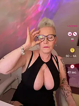 German Milf online show from 05/16/26, 12:48