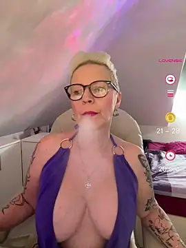 German Milf online show from 05/31/26, 12:34