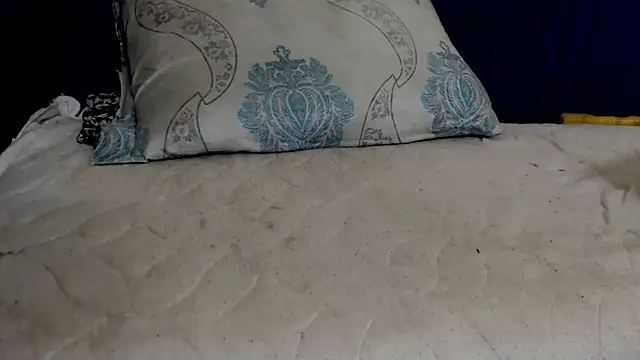 Snapshot of amrozia chatting on 01/02/25, 10:44 amrozia online show from 01/02/25, 10:44