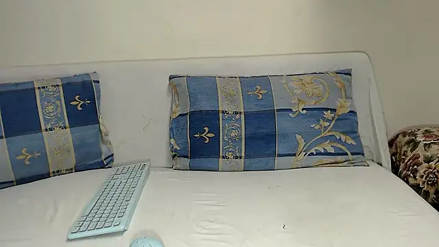 amrozia online show from 06/18/26, 08:03