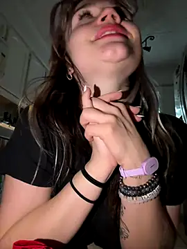 Snapshot of Cutiepiespanks chatting on 12/01/25, 09:31 Cutiepiespanks online show from 12/01/25, 09:31