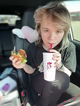 Cutiepiespanks online show from 03/18/26, 05:38