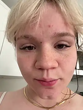 Cutiepiespanks online show from 05/18/26, 10:37