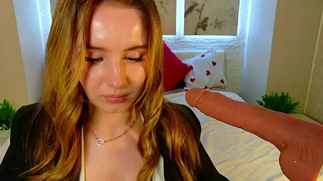 Betty June online show from 02/17/26, 08:37